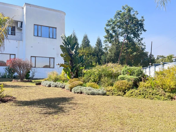 8 Bedroom House