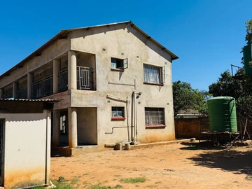 8 Bedroom House