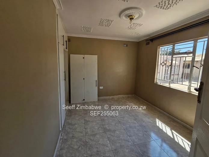 Cozy 2-Bed Braeside Cottage with Full Utility Backup