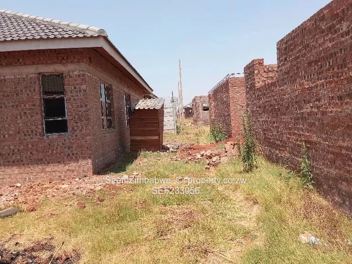 4 Bed Shell House For sale-Glaudina