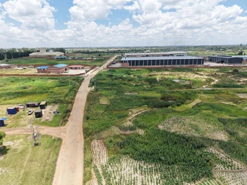 Commercial & Industrial Land