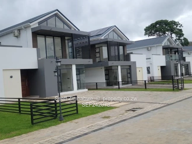 Exclusive Upmarket Townhouse For Sale