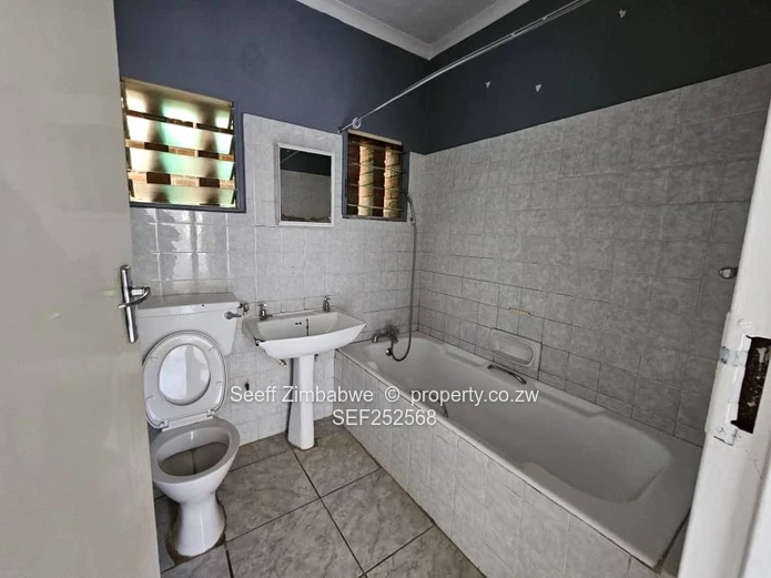 Charming 3-Bedroom Garden Apartment to Rent in Mandara