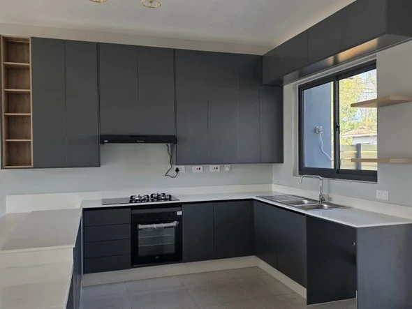 3 Bedroom Garden Flat