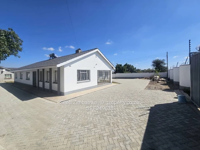 Freshly Renovated 4-Bedroom Gem for rent in Zimre Park!