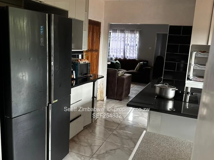 ?? 6-Bedroom Family Home For Sale – Tynwald! ??