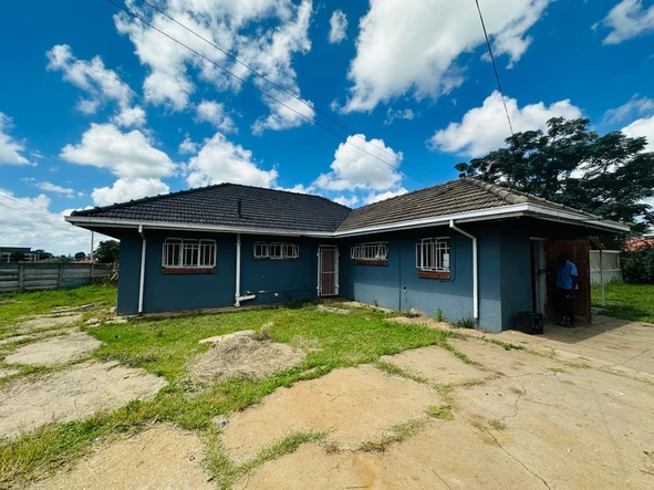Family Home In Need of some TLC in Haig Park