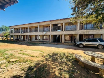 8 Bedroom House