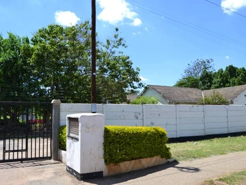 Garden Flat For Sale, Wessex Mews,Mabelreign 