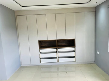 3 Bedroom Garden Flat