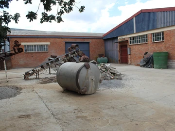 Warehouse Space With Offices To Rent