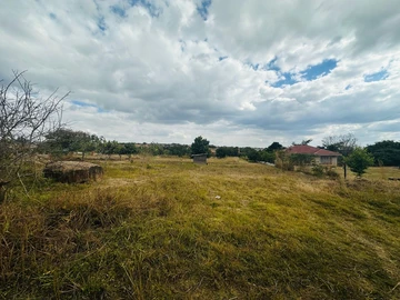Build  Your Family Home in Manresa