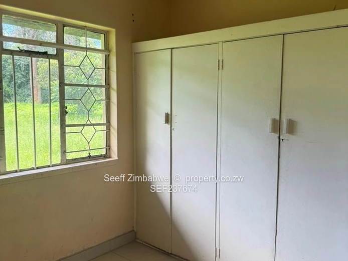 3 Bed house suitable for commercial use