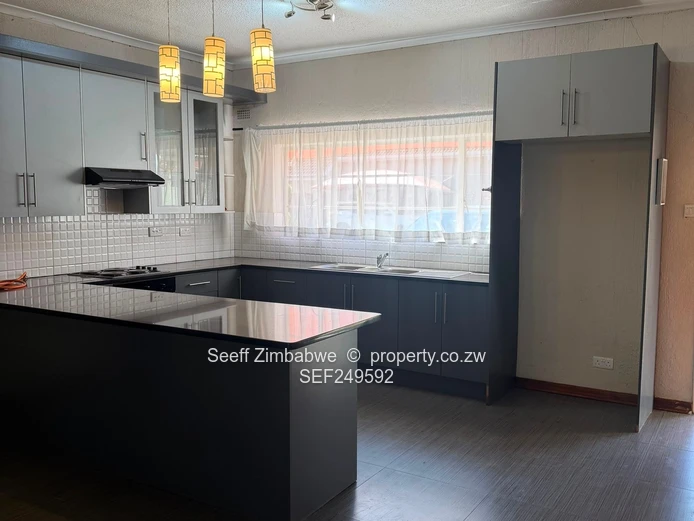 Spacious 4-Bedroom Cluster Unit in Marlborough Mews