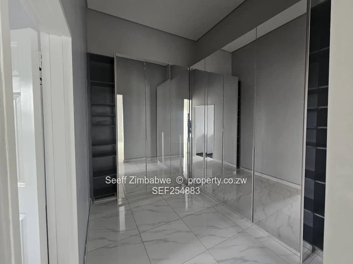 Elegant 3-Bedroom All-Ensuite Residence | Glen Lorne