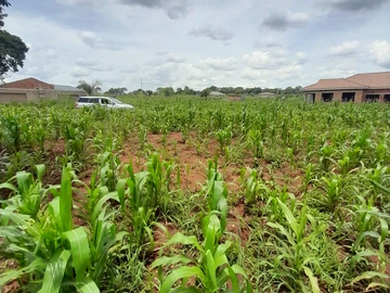 2000 m² Land for Sale in Upscale Crowhill Views, Harare North