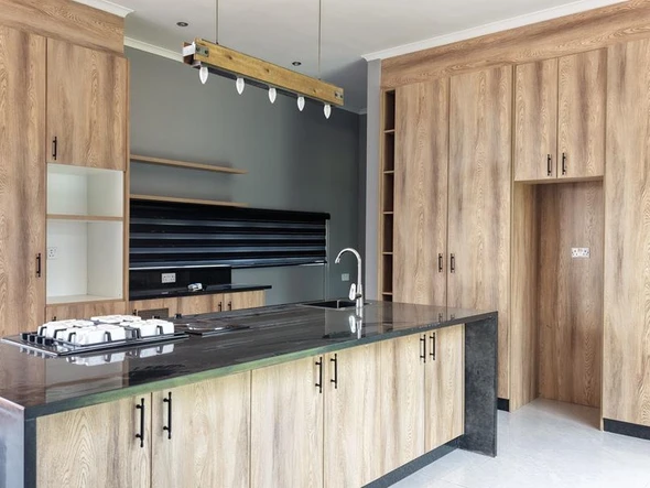 3 Bedroom Garden Flat