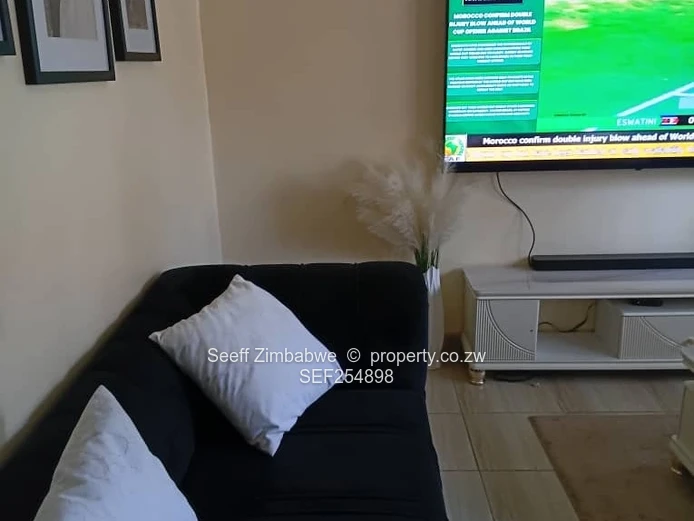7-Roomed Family Home For Sale – Sunningdale