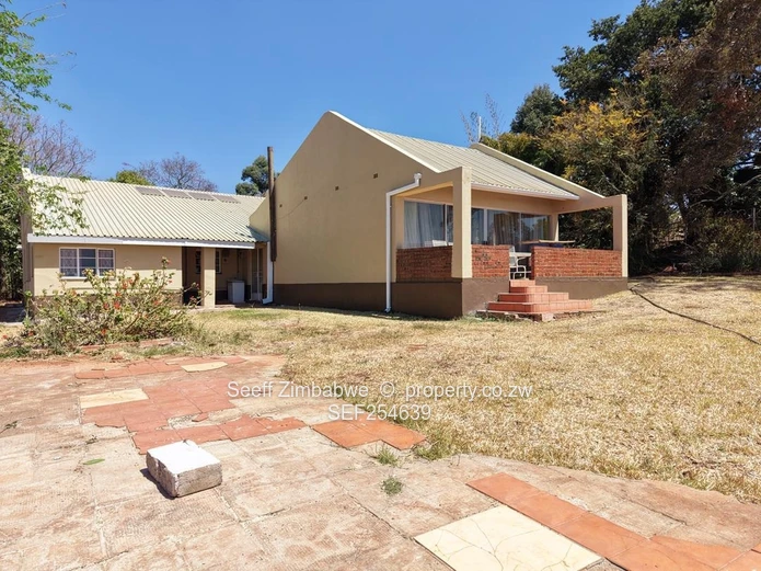 Spacious & Secure 3-Bedroom Plot House for Rent