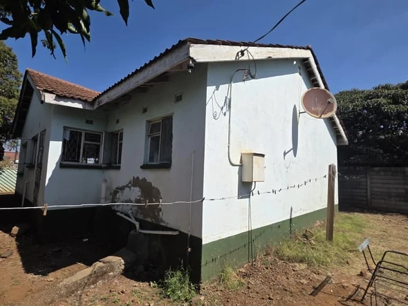 2 Bedroom House