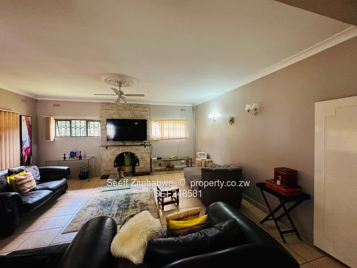 Prime Rolf Valley: Massive 7-Bedroom Property with High-Yield Potential