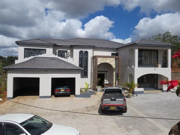 Flamboyant Double Storey In The Hills