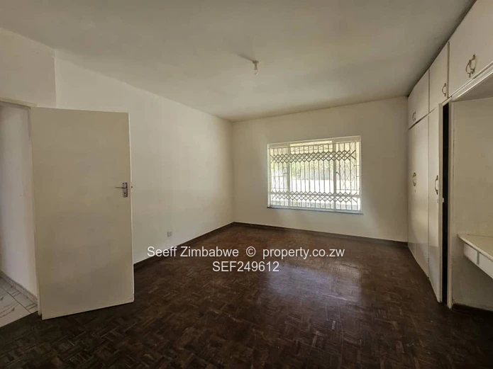 To Let: Secure 3-Bedroom Family Home in Chadcombe