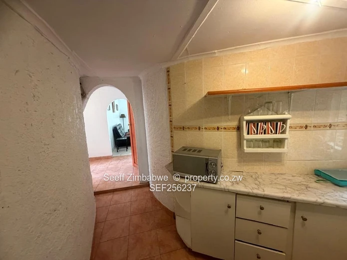 All-Inclusive 2-Bedroom Flatlet with Solar & Pool | Glen Lorne