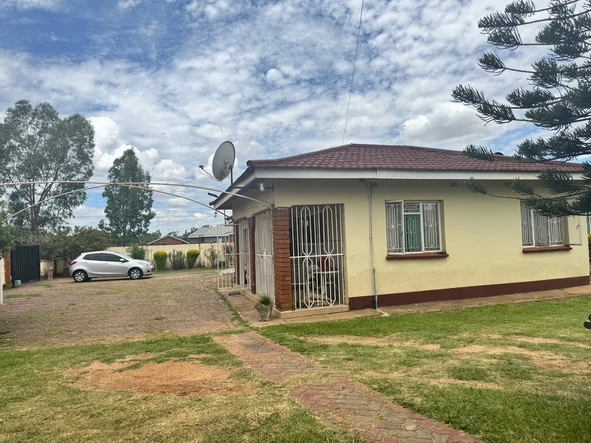 5 Bedroom House