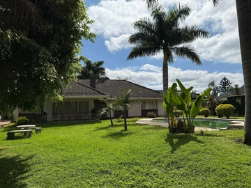 Stunning 4-Bed Eastlea Home with Pool & Borehole
