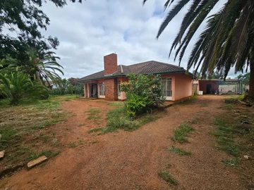 Charming 3-Bedroom Home in Parklands