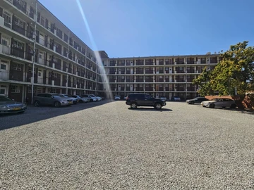 Flat & Apartment