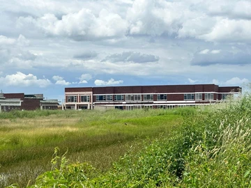 Commercial & Industrial Land