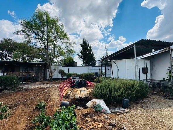 Farm & Agricultural Land