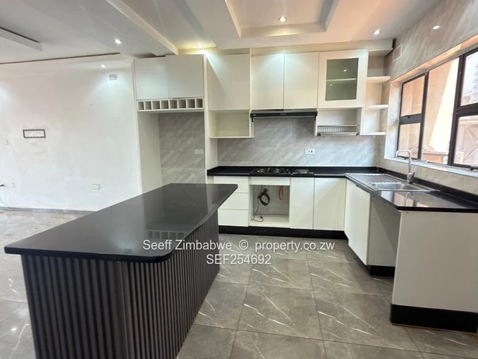 Rainham Park Flat To Rent