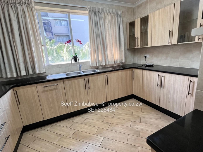 Luxury Living in the Heart of Harare: Fully Furnished Mid-Tower Apartment for Rent!