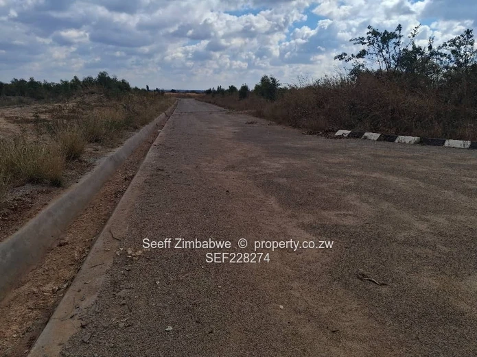 A choice of 4 residential vacant stands is available 