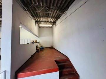Warehouse & Factory