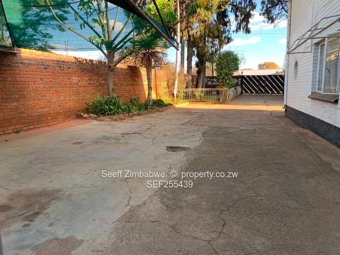 Eastlea: 5-Bed Family Home Forsale