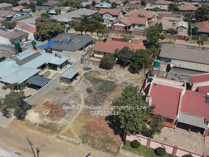 Sole Mandate ! Stand For Sale Zimre Park (Sole Mandate)
