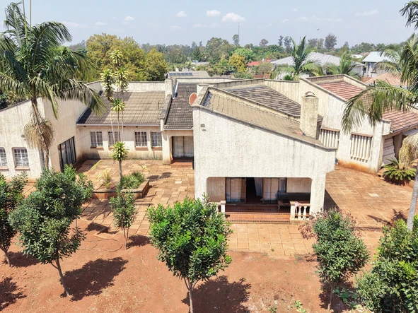5 Bedroom House