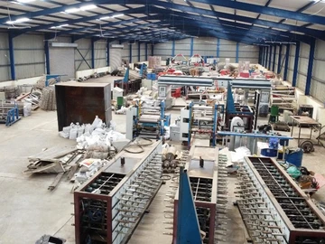 Warehouse & Factory