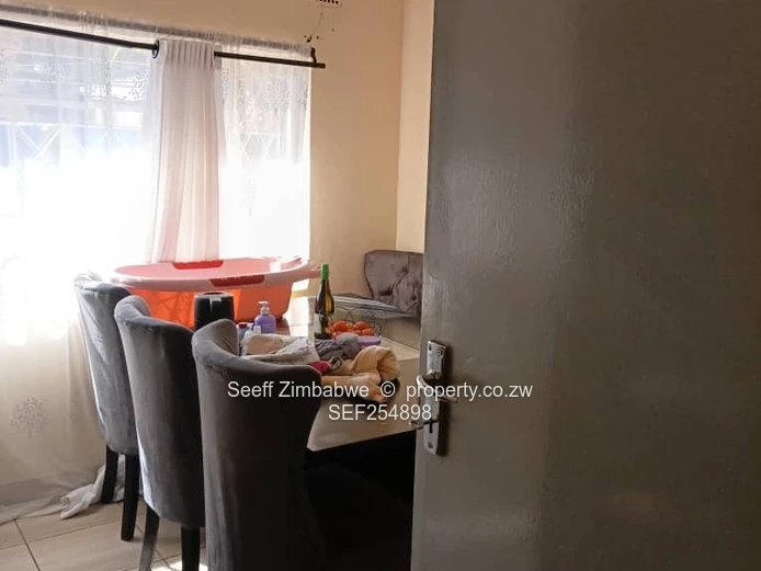 7-Roomed Family Home For Sale – Sunningdale