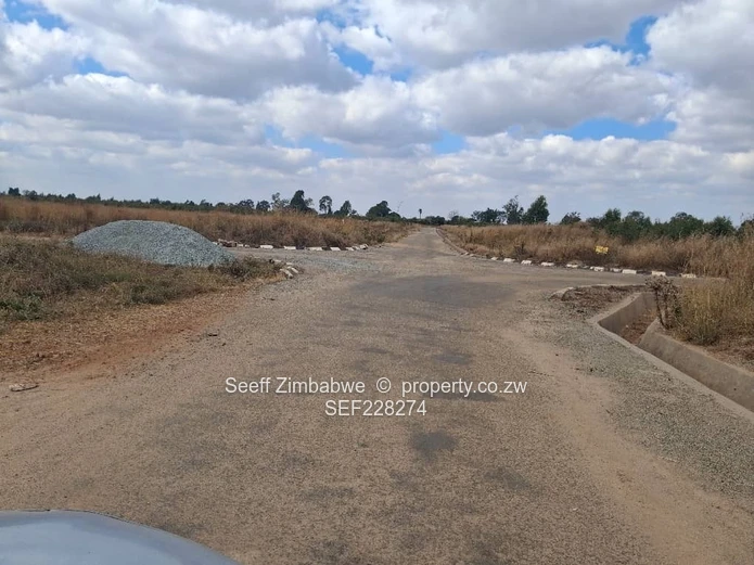 A choice of 4 residential vacant stands is available 