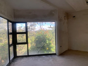 7 Bedroom House