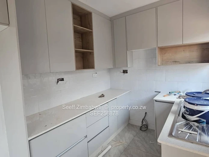Charming 2-Bedroom Sunway City Cottage with Fitted Kitchen & Borehole