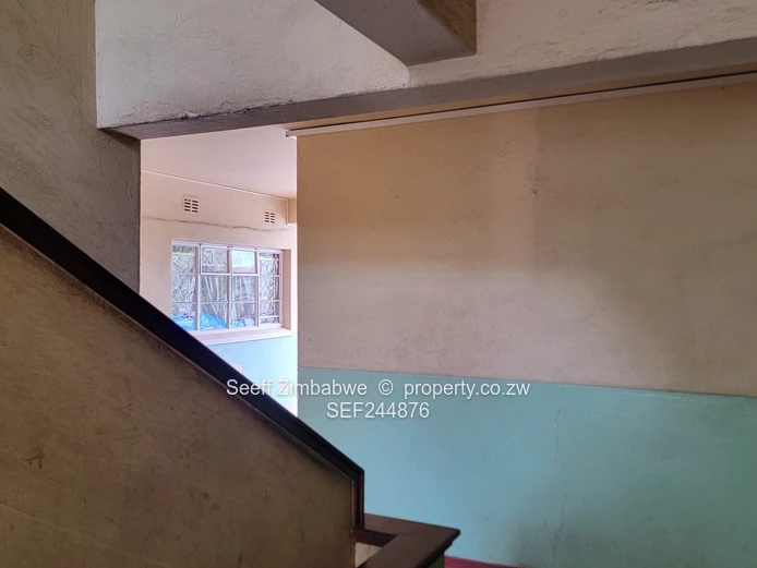 2-Bed Flat For Sale - The Avenues