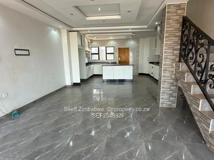 Rainham Park Flat To Rent