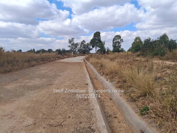 A choice of 4 residential vacant stands is available 