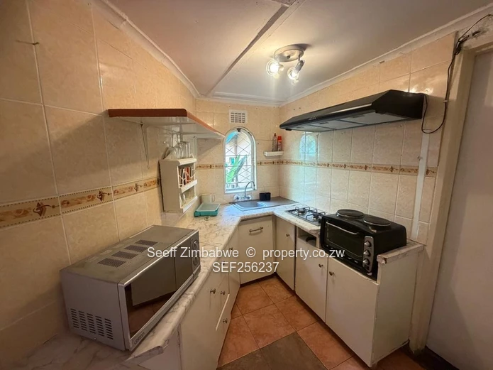 All-Inclusive 2-Bedroom Flatlet with Solar & Pool | Glen Lorne